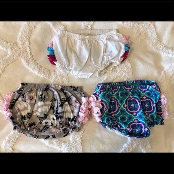 3 Rufflebutts 6-12mo - Picture 2 of 2